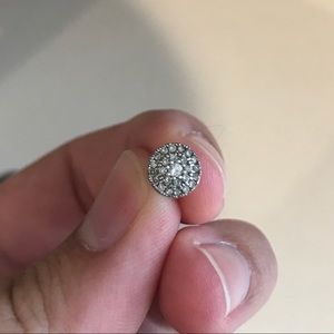 Diamond studs